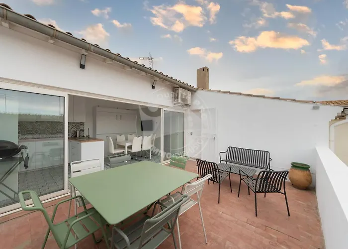 As21778- Magnifique P3 Avec Terrasse Au Coeur Du Centre Dans Maison De Caractere Le Grau-du-Roi