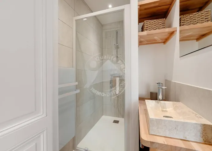 As21778- Magnifique P3 Avec Terrasse Au Coeur Du Centre Dans Maison De Caractere * Le Grau-du-Roi