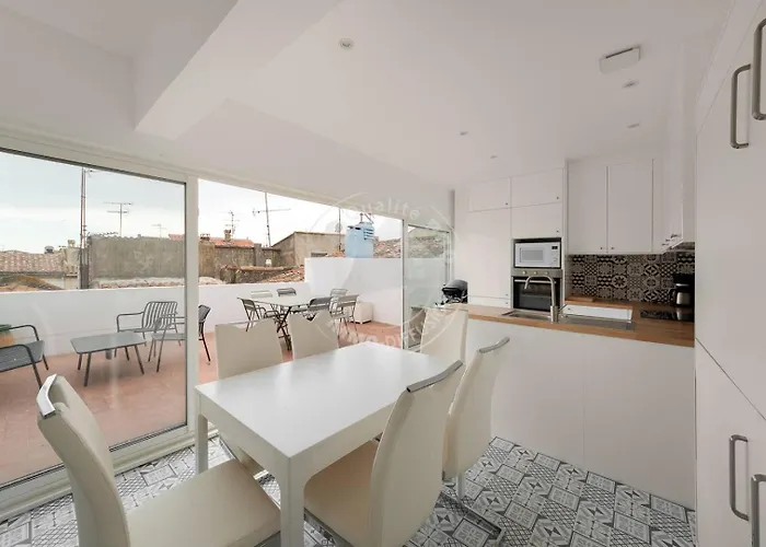 As21778- Magnifique P3 Avec Terrasse Au Coeur Du Centre Dans Maison De Caractere شقة